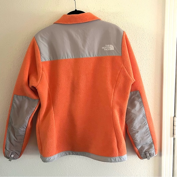 The North Face fleece jacket - Picture 2 of 4